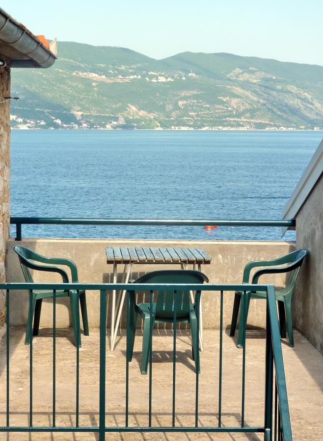 Rose - Apartmani Janovic Luštica Zewnętrze zdjęcie